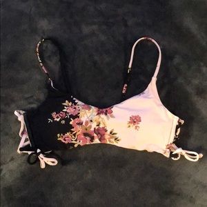 O’Neill Black/Pink Floral Bikini Top